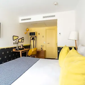 https://augustin-astotel.fr-paris.fr