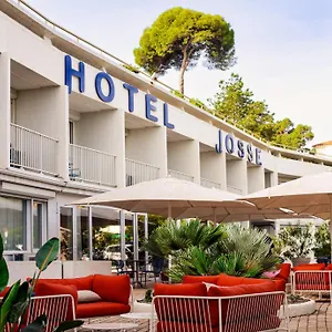 https://hotel-josse.fr-provencehotel.com